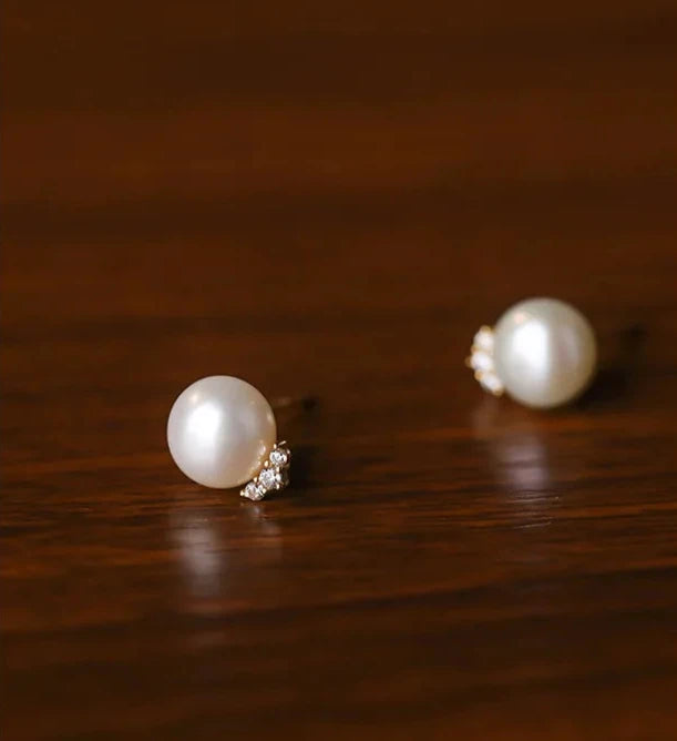 Aurora Pearl Studs